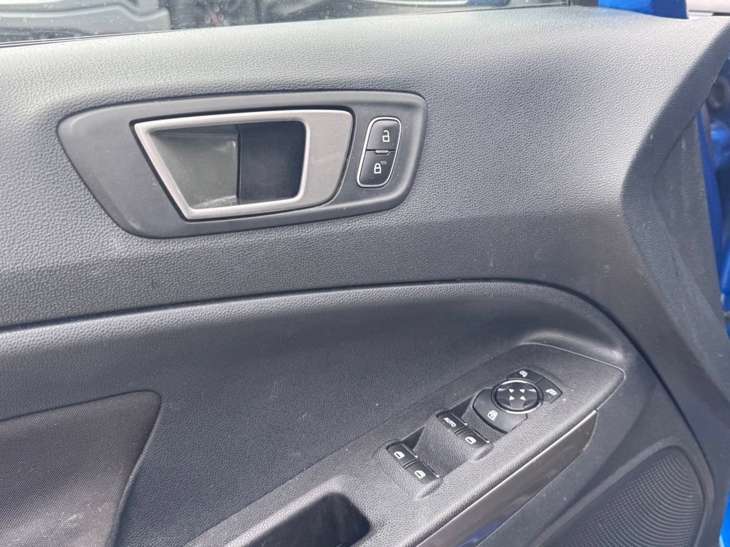 Used 2021 Ford EcoSport SE FWD image 9