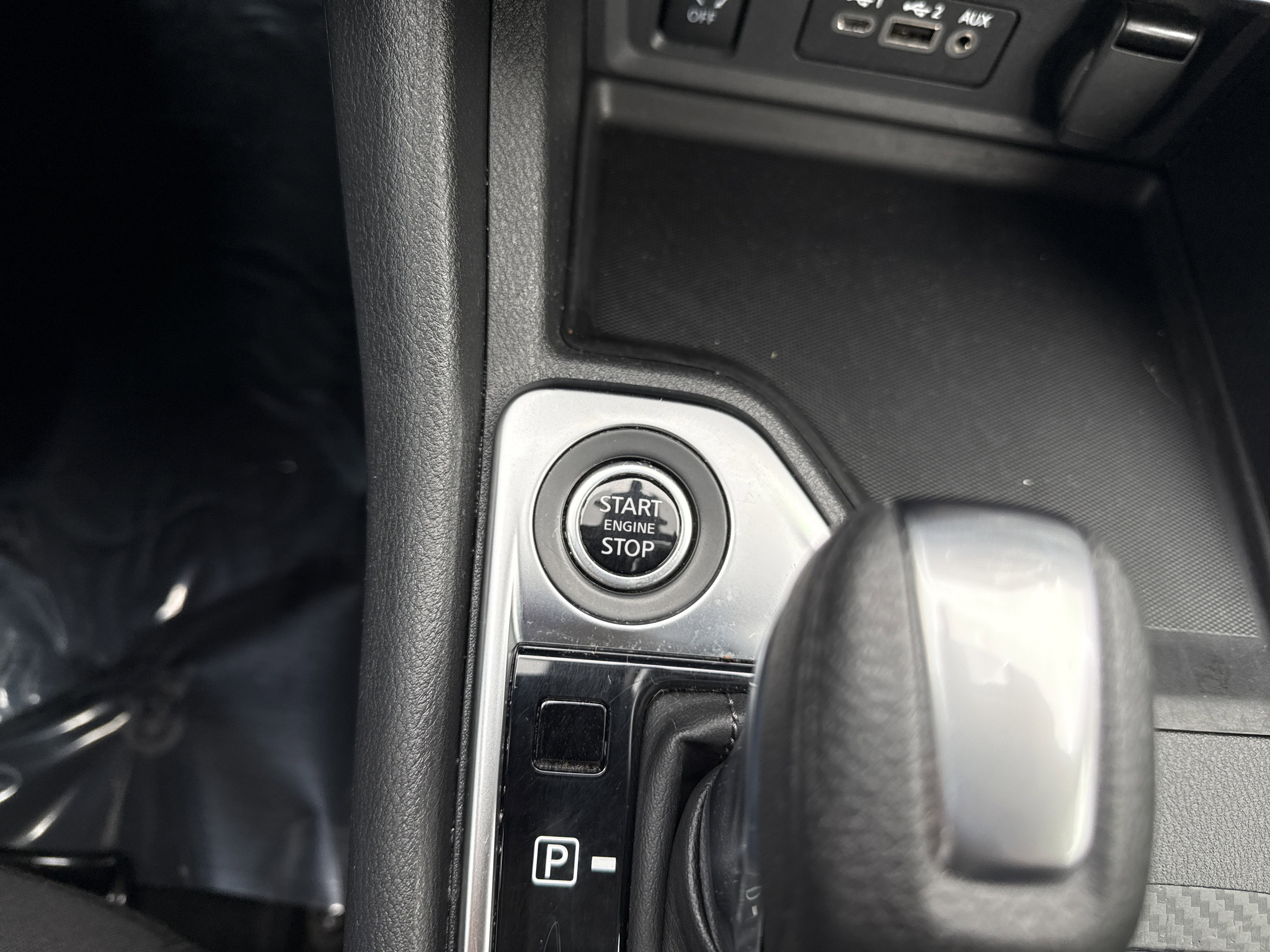 Used 2024 Nissan Sentra SV image 24