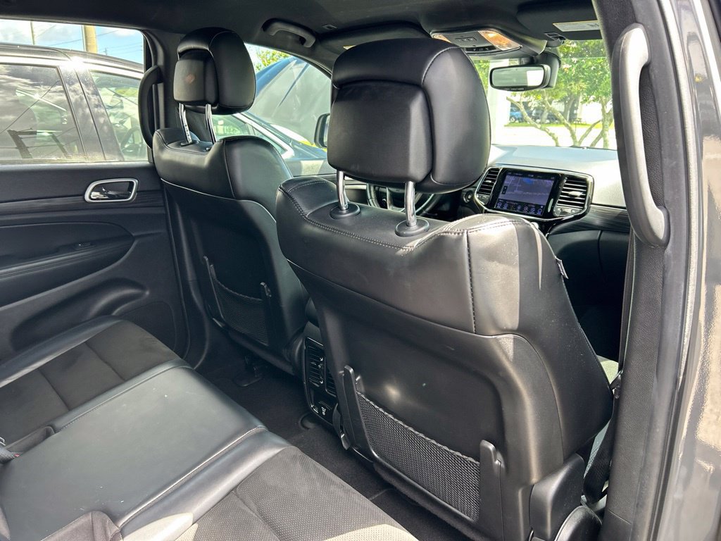 Used 2019 Jeep Grand Cherokee Altitude RWD image 44