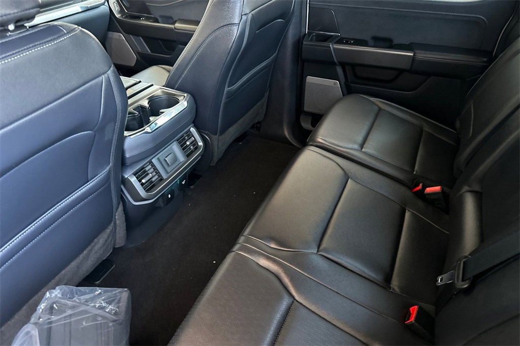 New 2025 Ford F150 Lariat w/ Equipment Group 501A Mid image 9