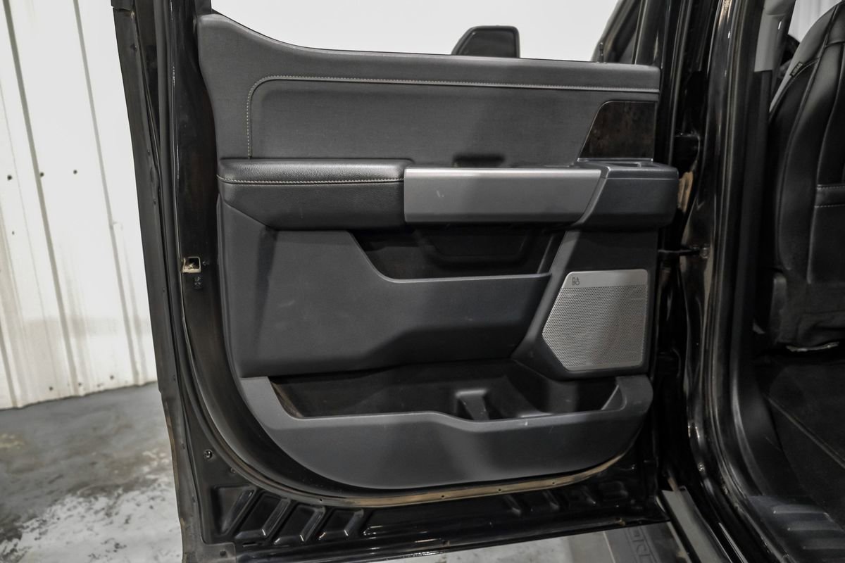 Used 2023 Ford F250 Lariat w/ Sport Appearance Package image 47