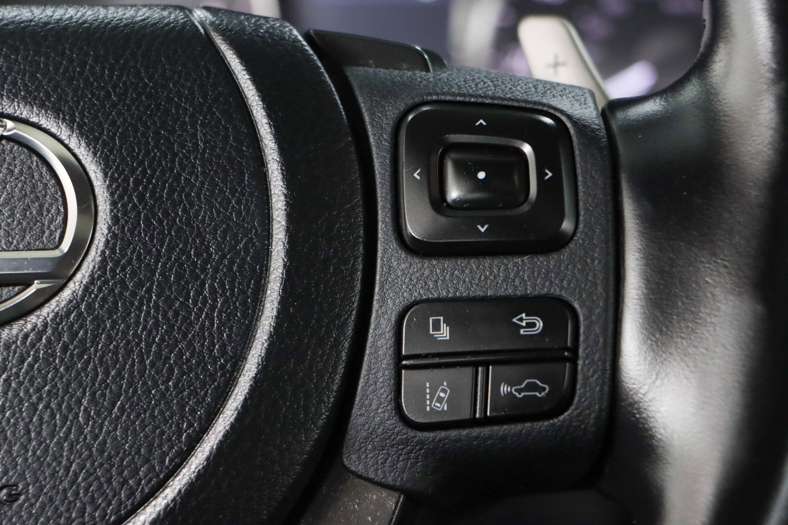 Used 2023 Lexus IS 300 w/ Premium Package image 14