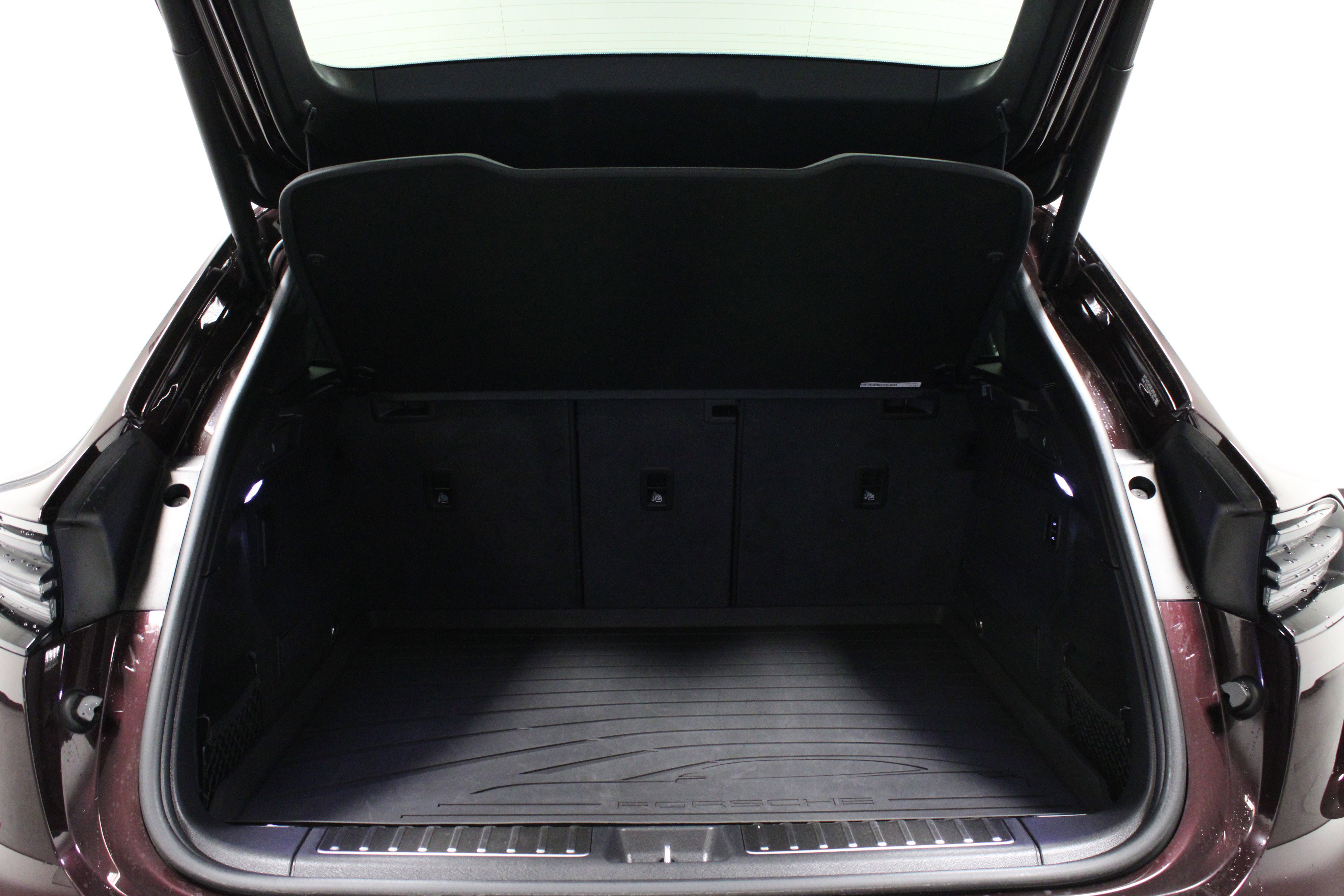 Used 2024 Porsche Macan Turbo Electric image 14