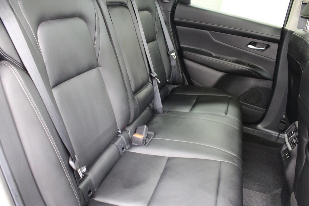 Used 2025 Nissan Murano SL AWD/4WD image 21