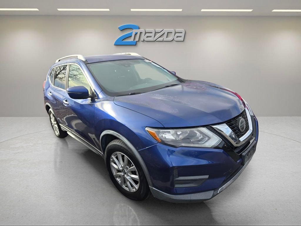 Used 2019 Nissan Rogue SV image 5