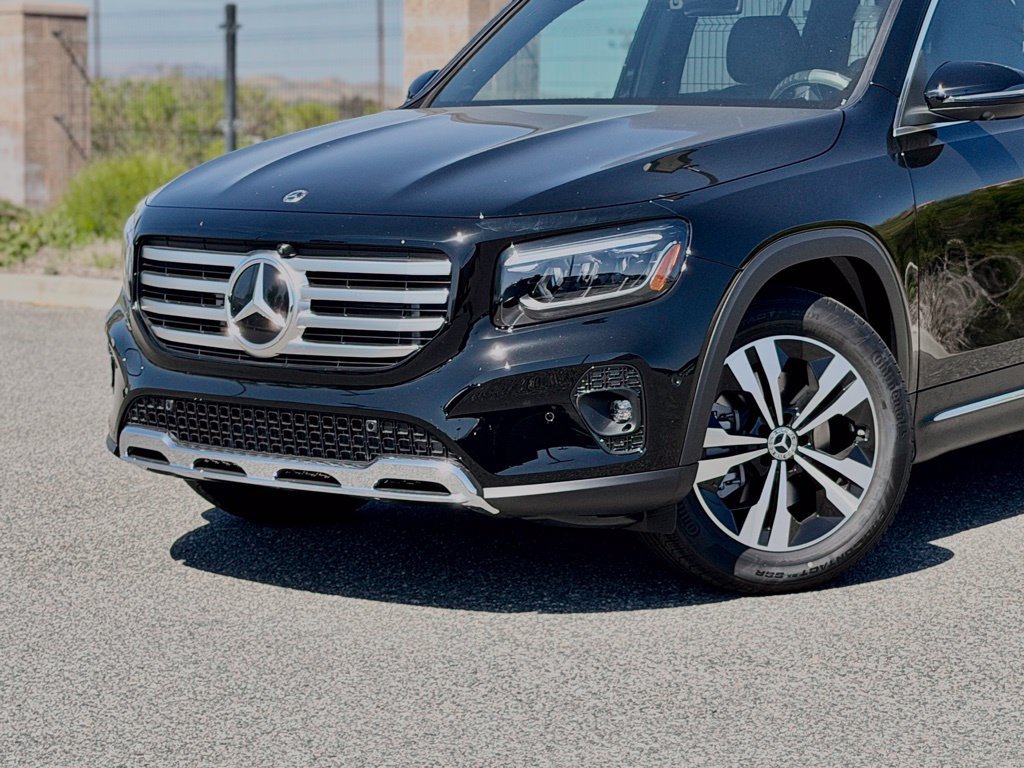 New 2026 Mercedes-Benz GLB 250 image 3