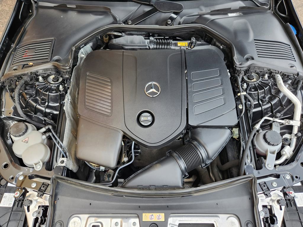 Certified 2023 Mercedes-Benz C 300 4MATIC Sedan image 28