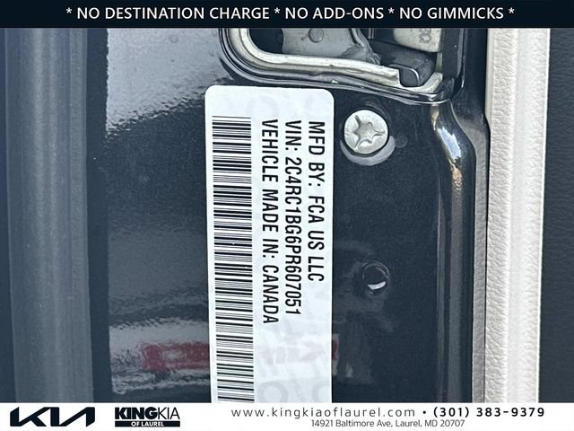 Used 2023 Chrysler Pacifica Touring-L FWD image 31