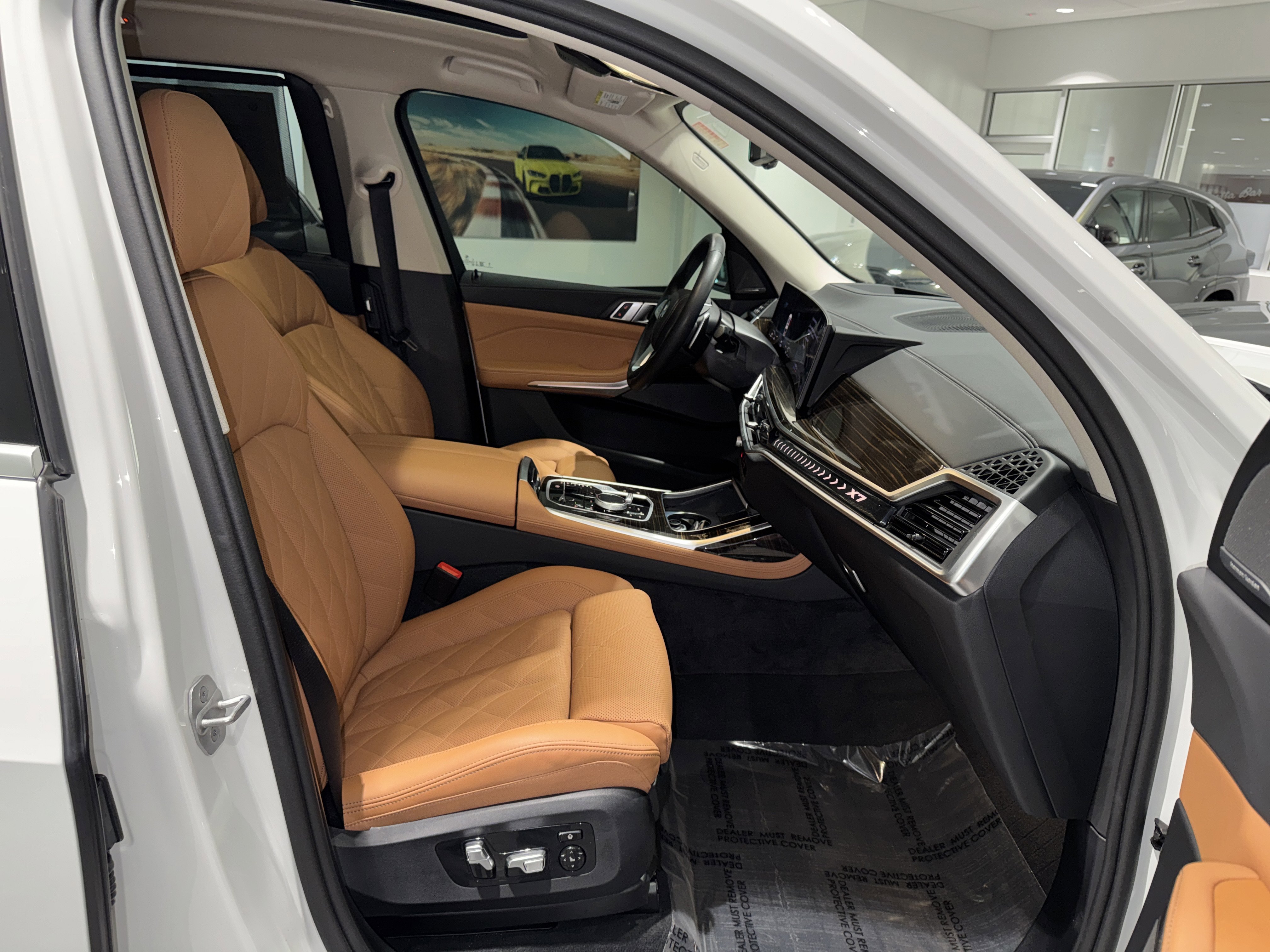 Certified 2025 BMW X7 xDrive40i w/ Premium Package image 10