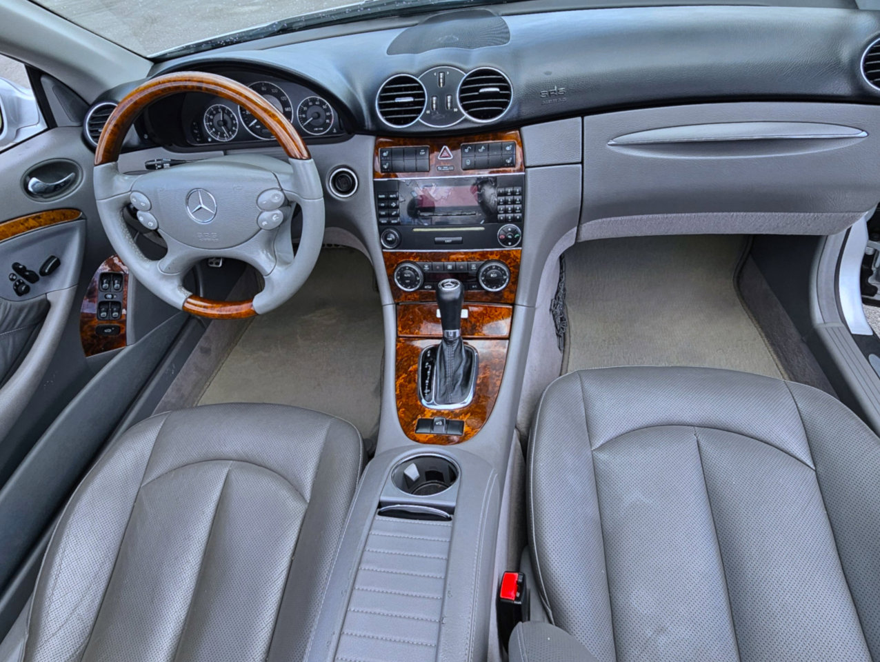 Used 2009 Mercedes-Benz CLK 350 Cabriolet w/ Appearance Pkg image 17