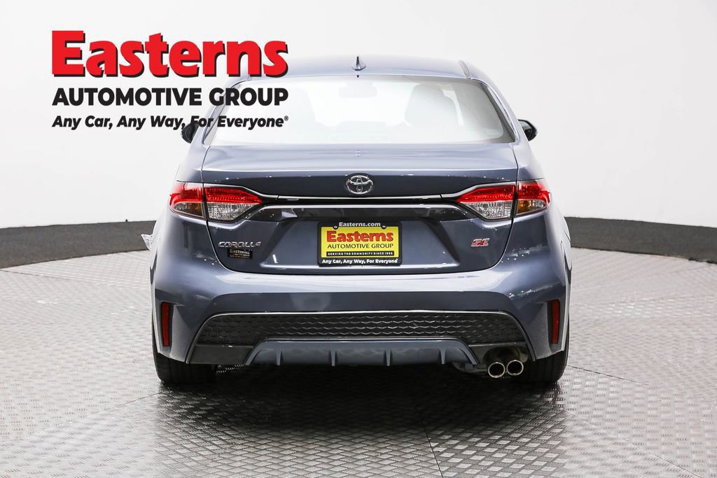 Used 2021 Toyota Corolla SE w/ SE Premium Package FWD image 6