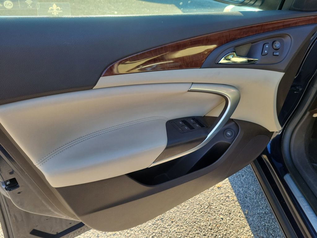 Used 2016 Buick Regal image 16