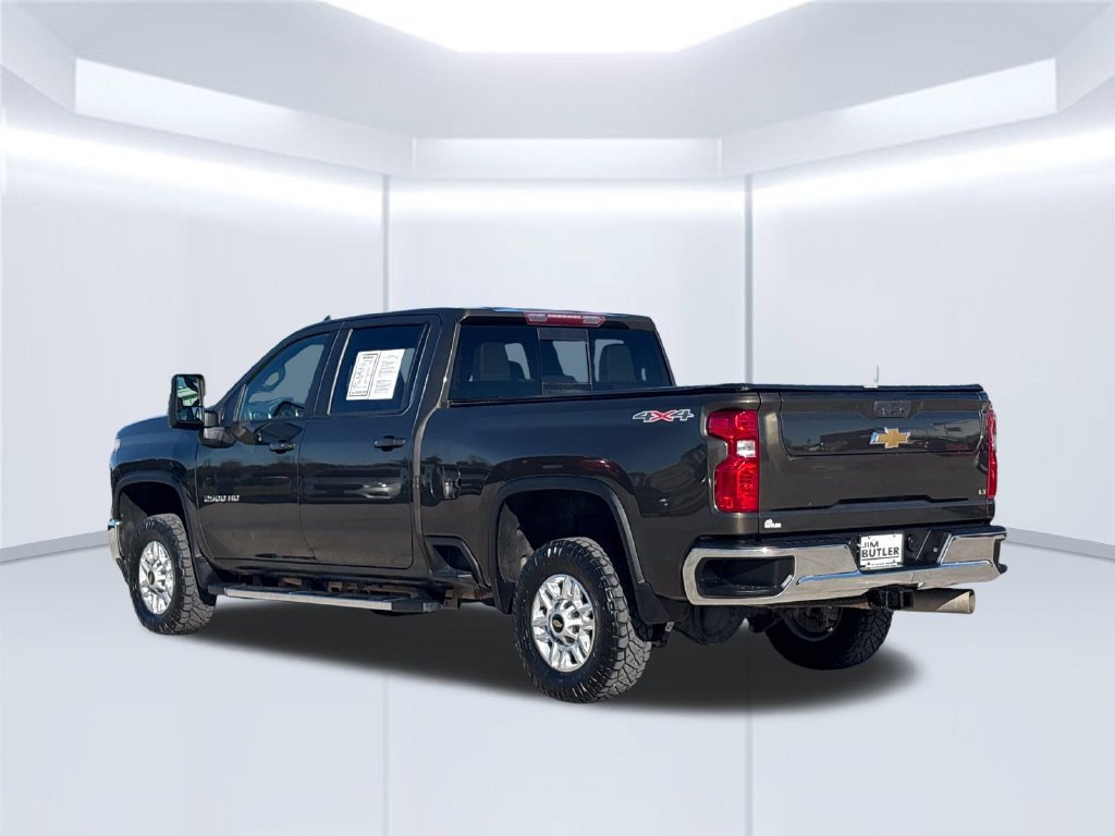 Used 2022 Chevrolet Silverado 2500 LT w/ Convenience Package AWD/4WD image 5