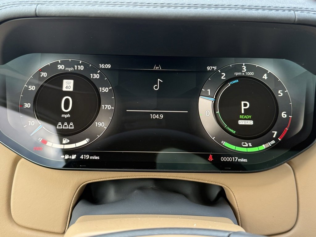 New 2025 Land Rover Range Rover SE image 26