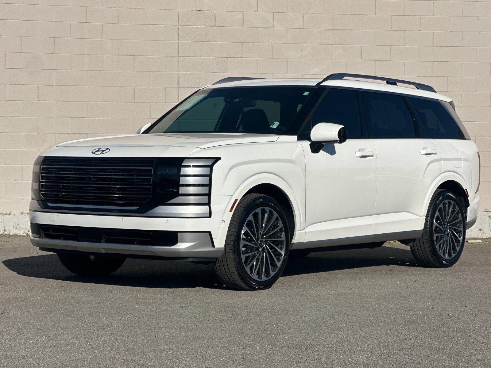 Certified 2026 Hyundai Palisade Calligraphy AWD/4WD image 7