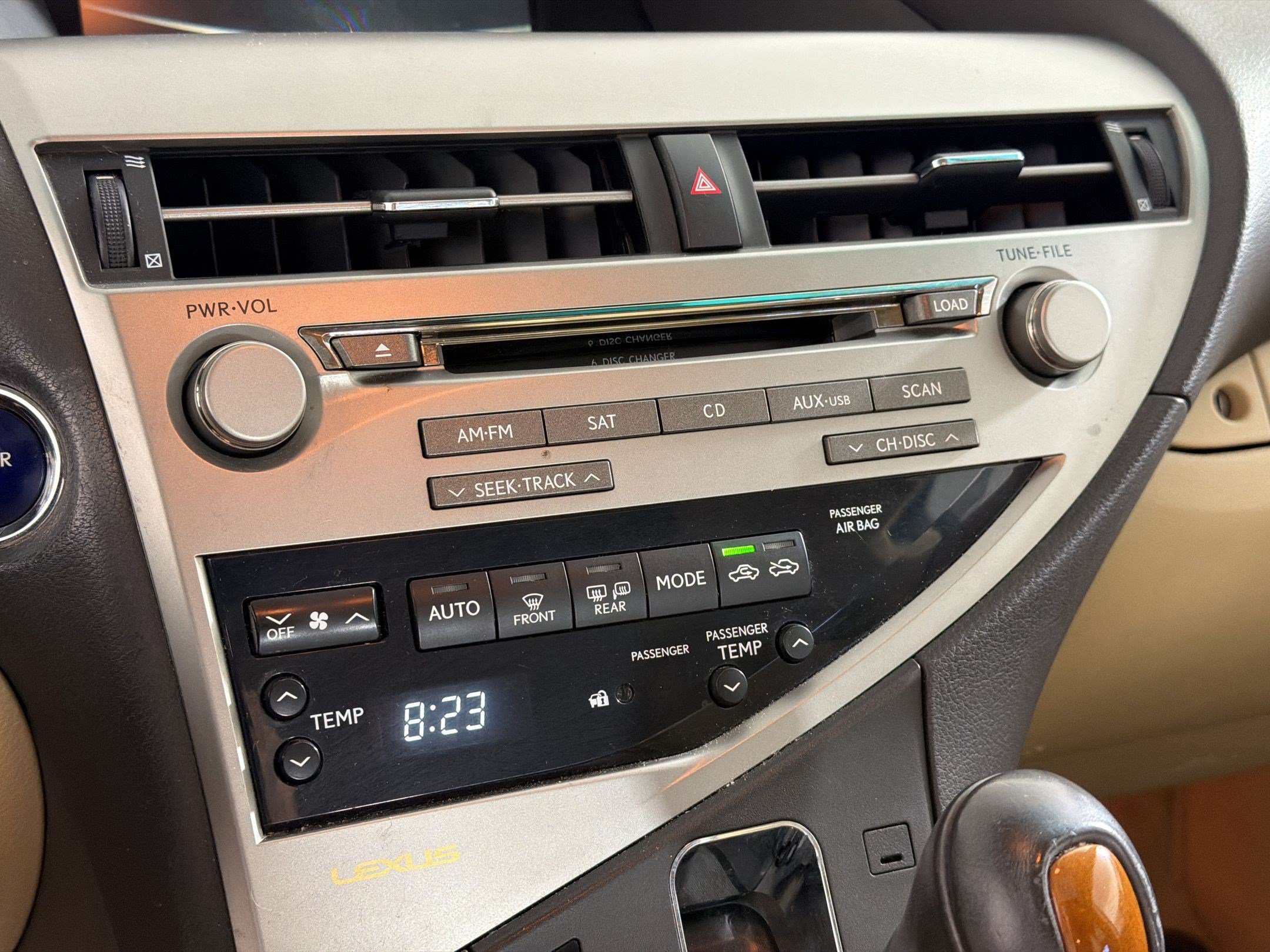 Used 2011 Lexus RX 450h AWD w/ Premium Pkg image 19
