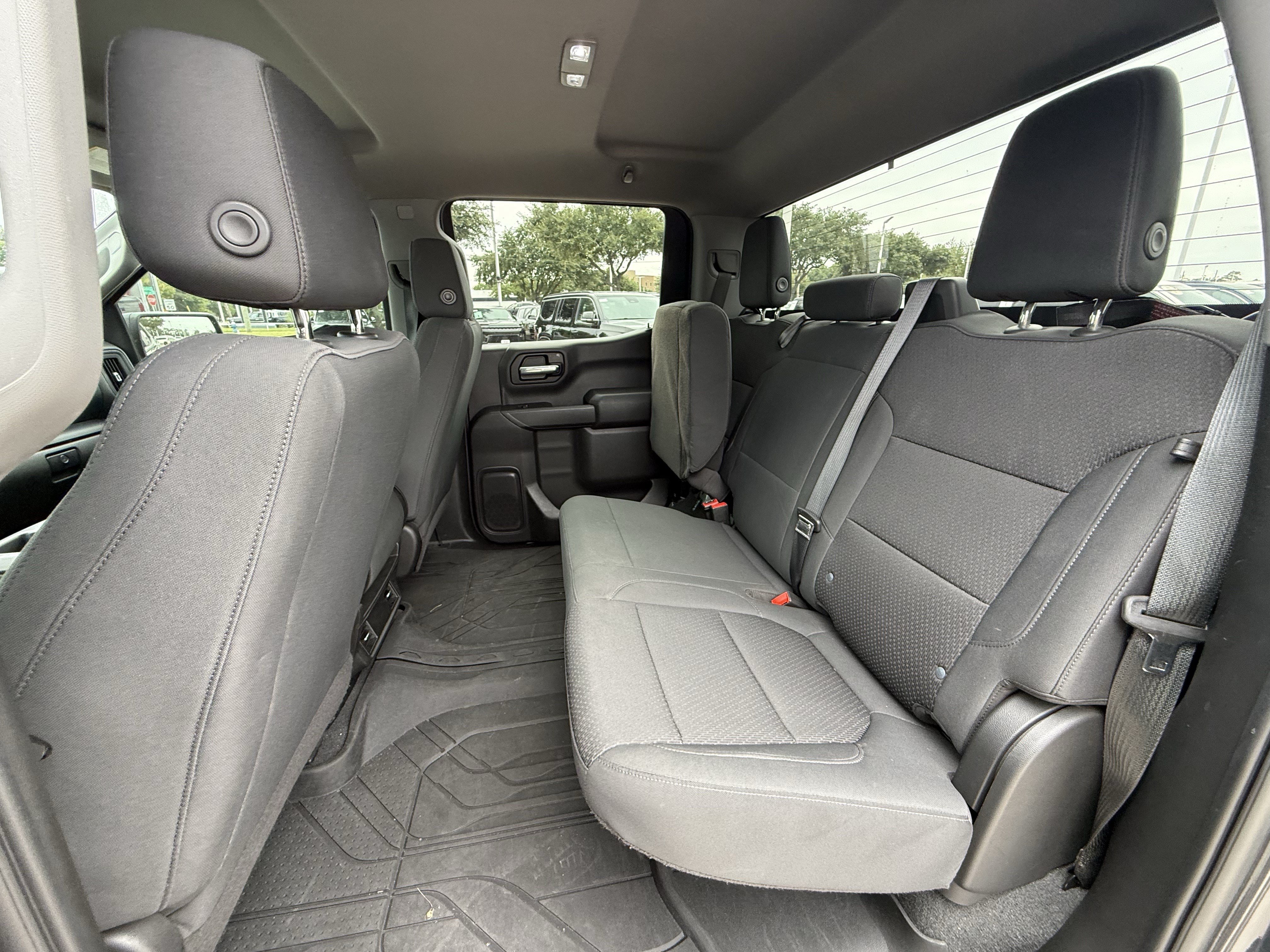 Used 2020 Chevrolet Silverado 1500 Custom w/ Custom Value Package RWD image 26