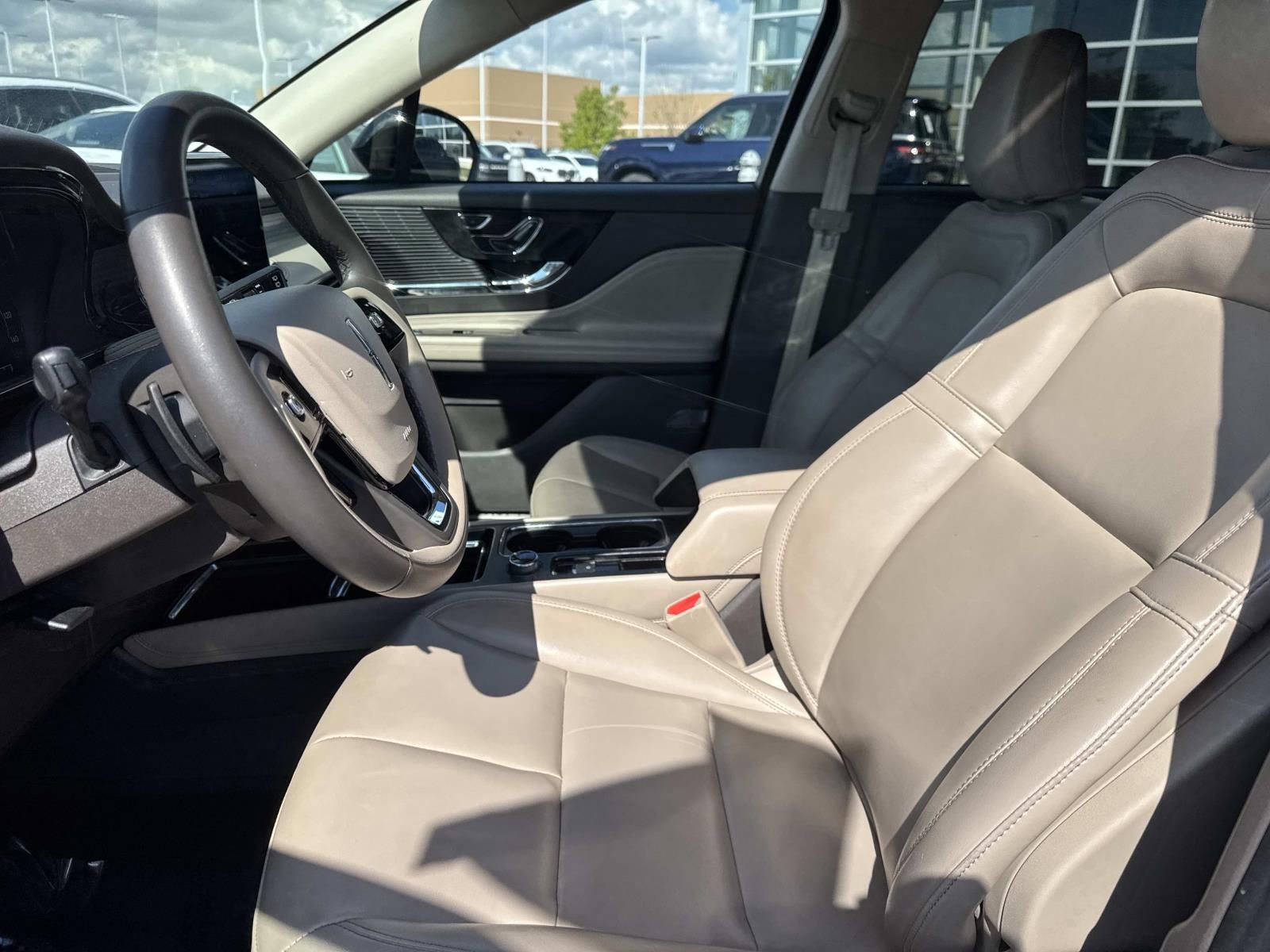 Used 2022 Lincoln Corsair FWD image 15