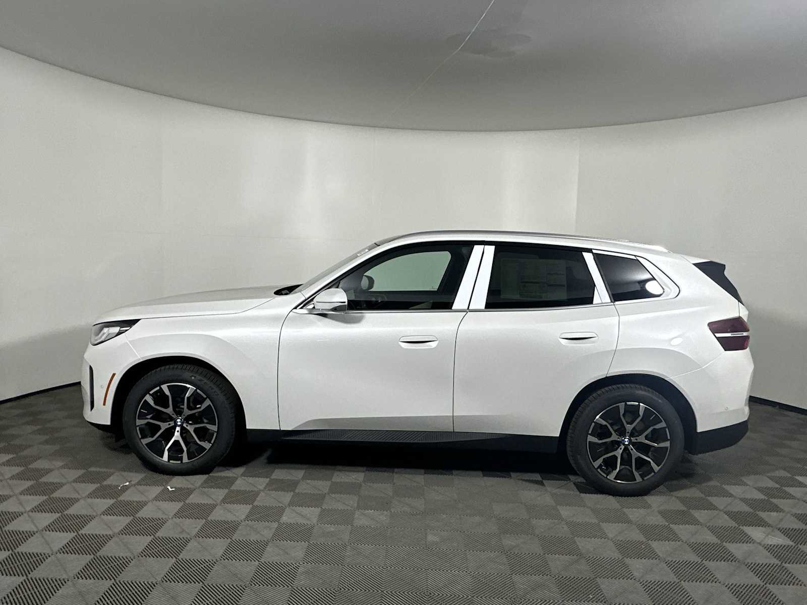 New 2026 BMW X3 xDrive30 w/ Premium Package image 4