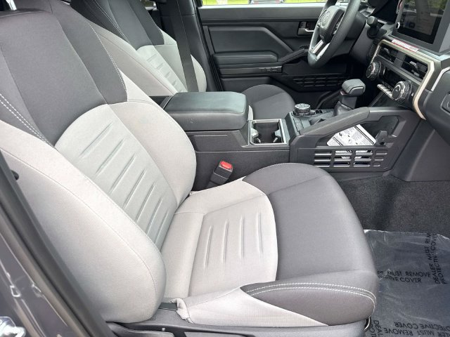 Used 2026 Toyota Tacoma TRD Off-Road AWD/4WD image 13