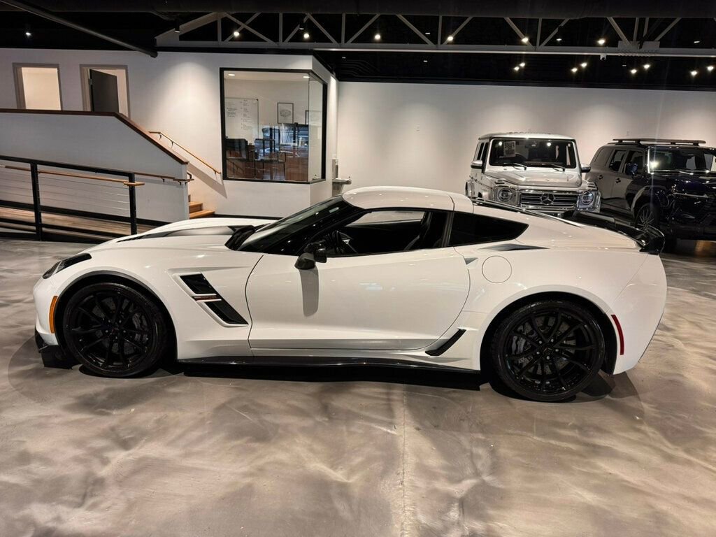 Used 2017 Chevrolet Corvette Grand Sport image 2