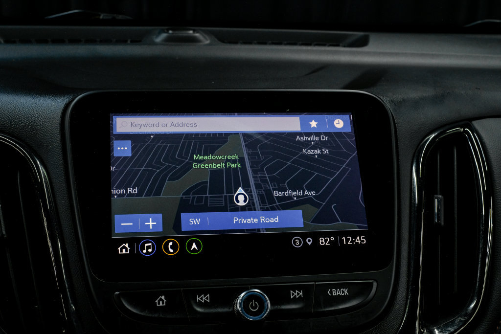 Used 2022 Chevrolet Equinox RS w/ Infotainment Package FWD image 23