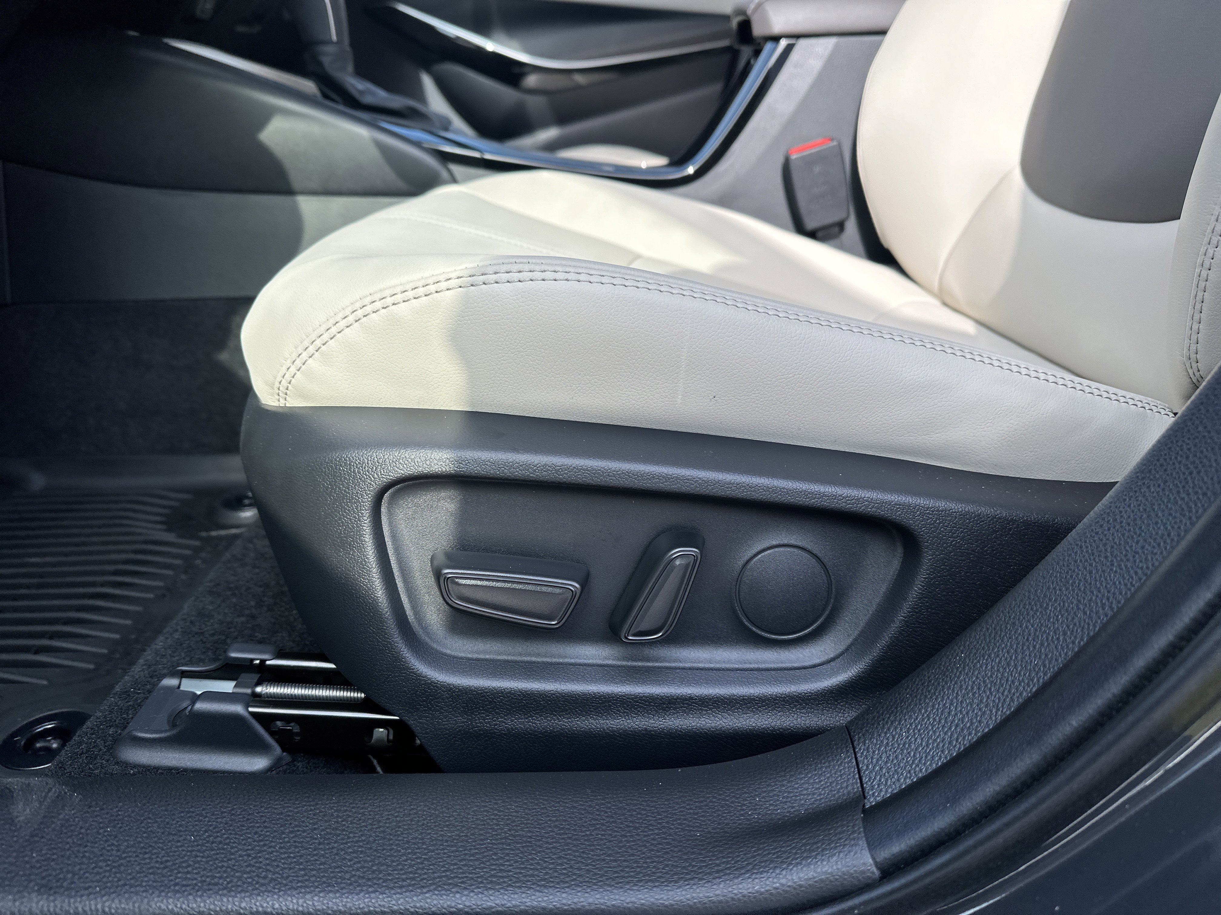 New 2026 Toyota Corolla XLE image 12