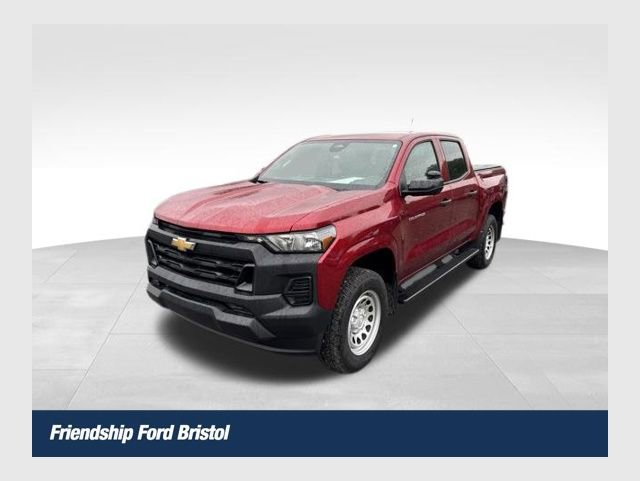 Used 2025 Chevrolet Colorado W/T w/ Advanced Trailering Package RWD image 1