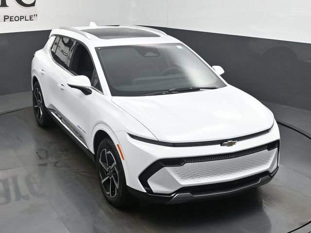 New 2025 Chevrolet Equinox EV LT image 25