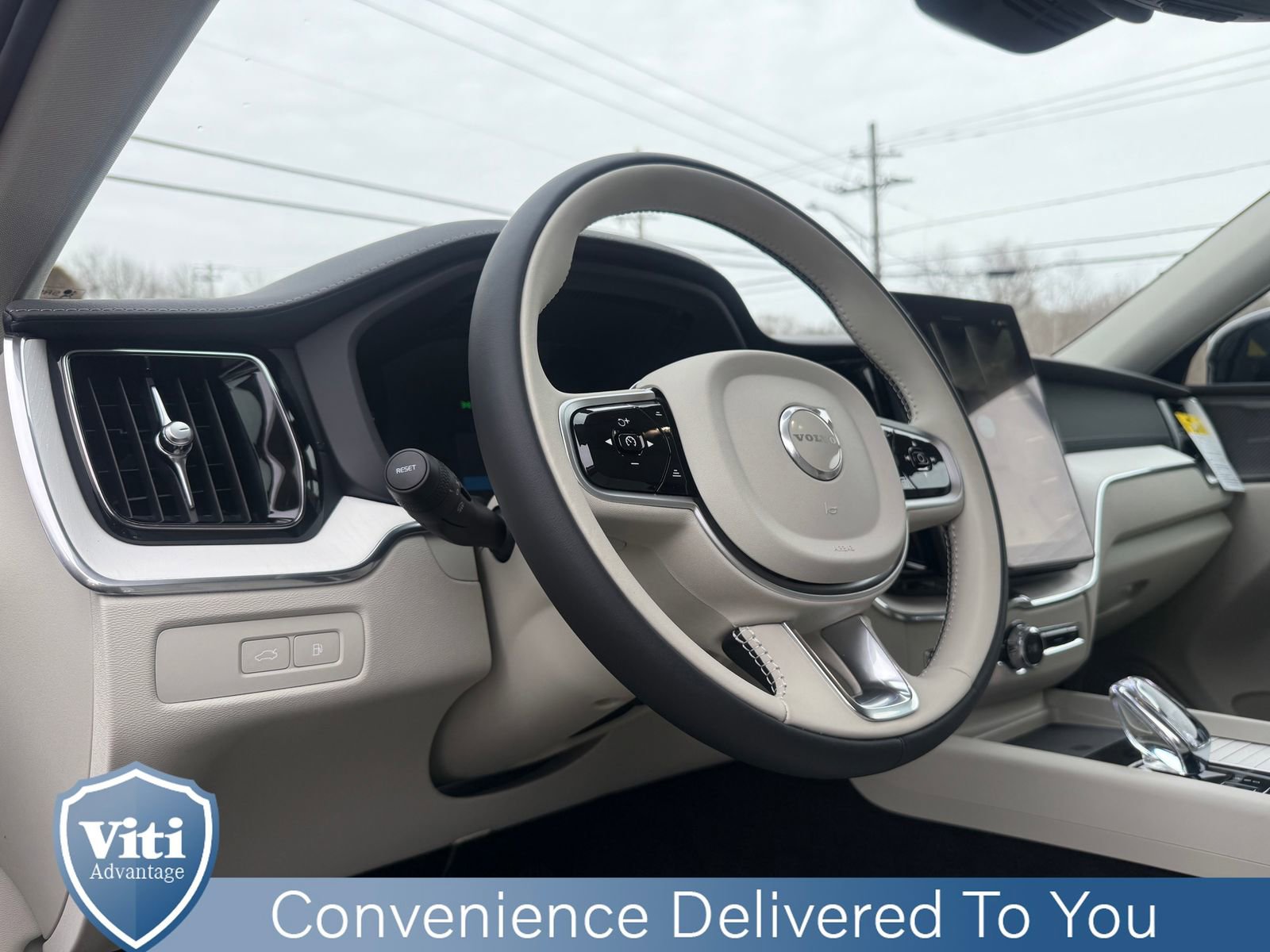 New 2026 Volvo XC60 T8 Ultra w/ Protection Package Premier image 12