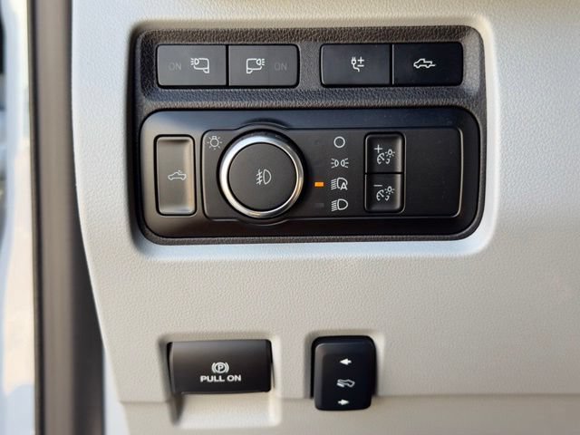 Used 2024 Ford F450 Limited AWD/4WD image 28
