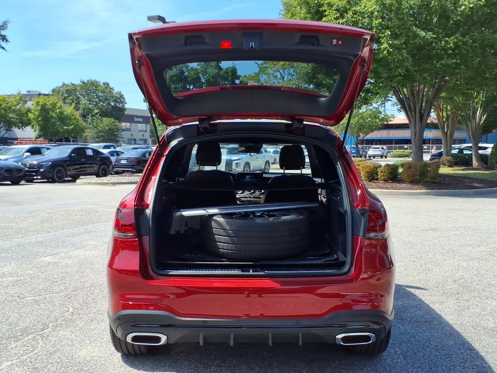 Used 2020 Mercedes-Benz GLC 300 4MATIC image 31