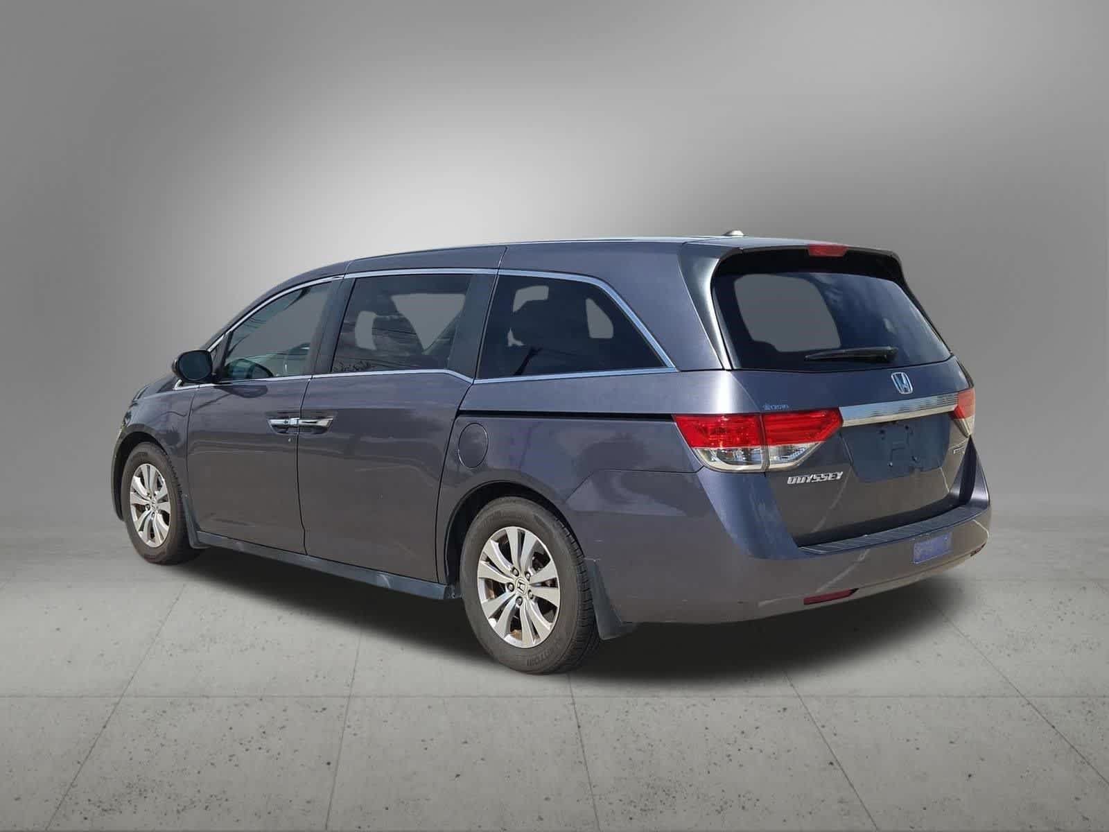 Used 2016 Honda Odyssey SE image 4
