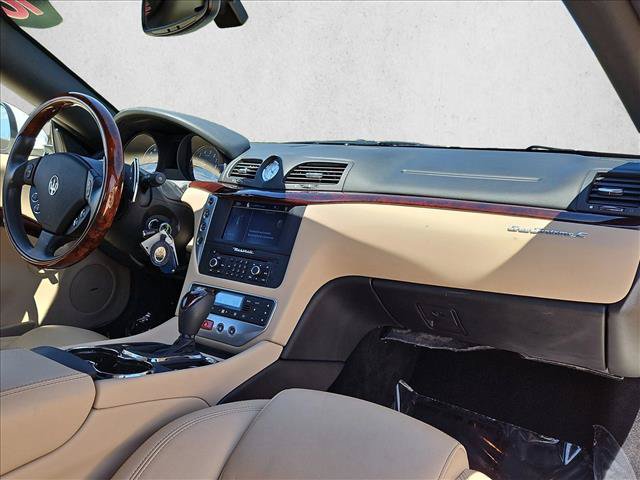 Used 2010 Maserati GranTurismo Convertible RWD image 15