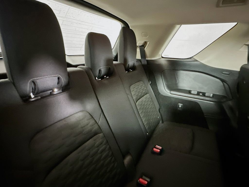 Used 2022 Nissan Pathfinder SV w/ SV Black Package image 27