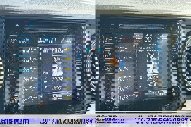 Used 2017 Toyota Tacoma TRD Sport w/ Tow Package image 33