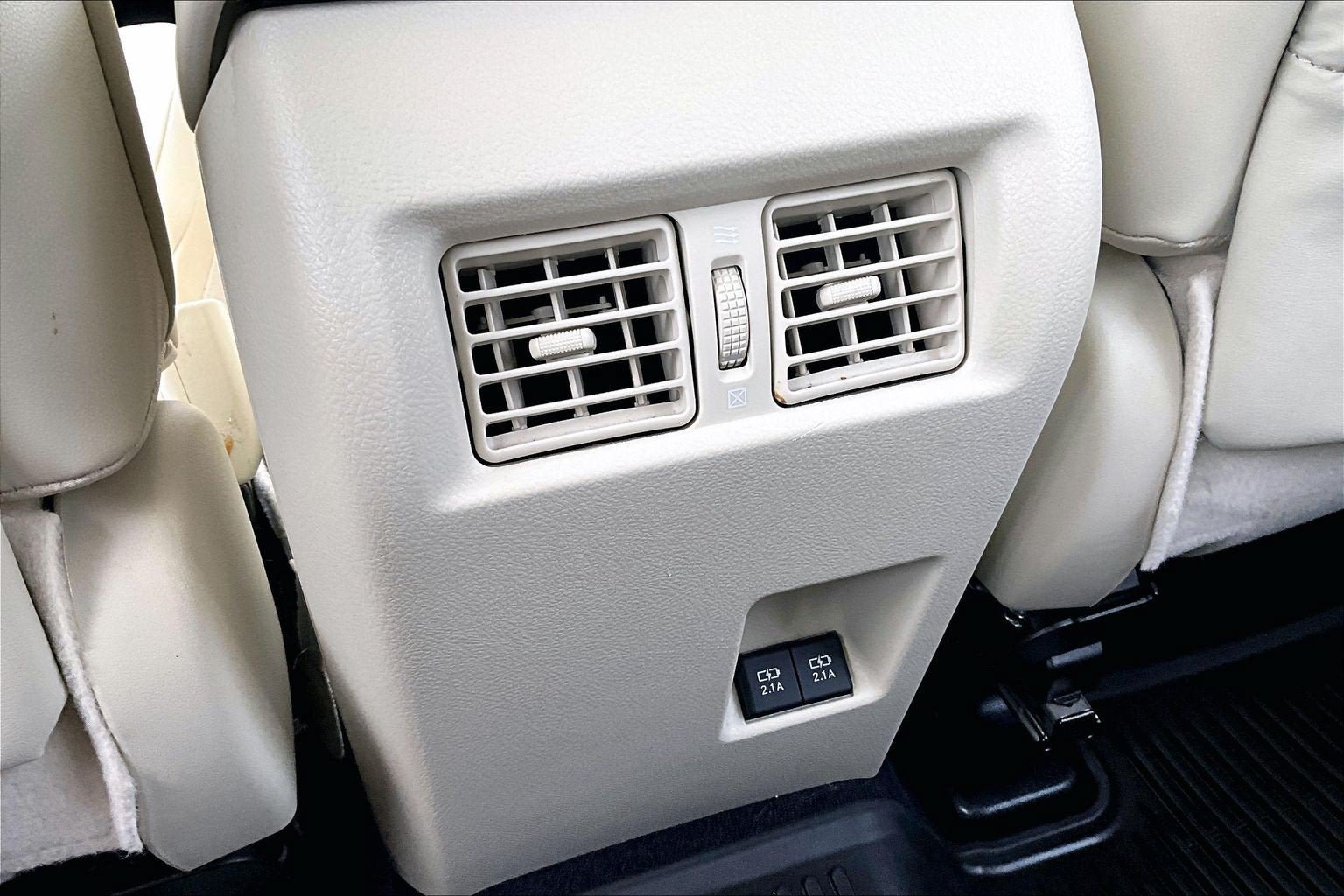 Used 2022 Lexus GX 460 w/ Accessory Package AWD/4WD image 32