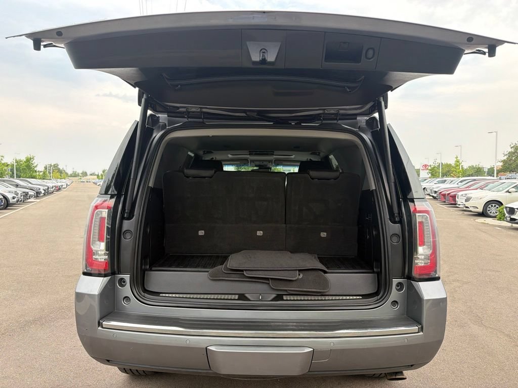 Used 2018 GMC Yukon Denali w/ Denali Ultimate Package AWD/4WD image 16