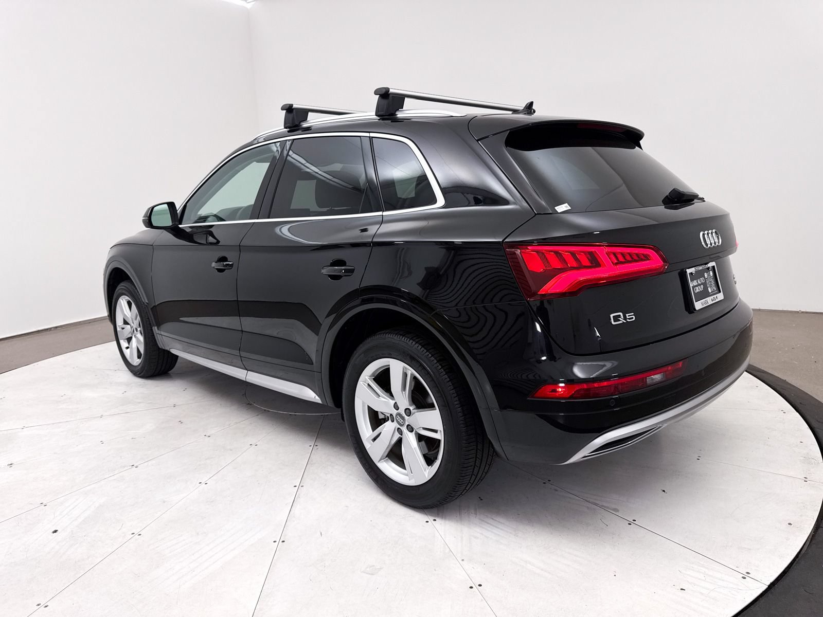 Used 2018 Audi Q5 2.0T Premium Plus w/ Premium Plus Package AWD/4WD image 17