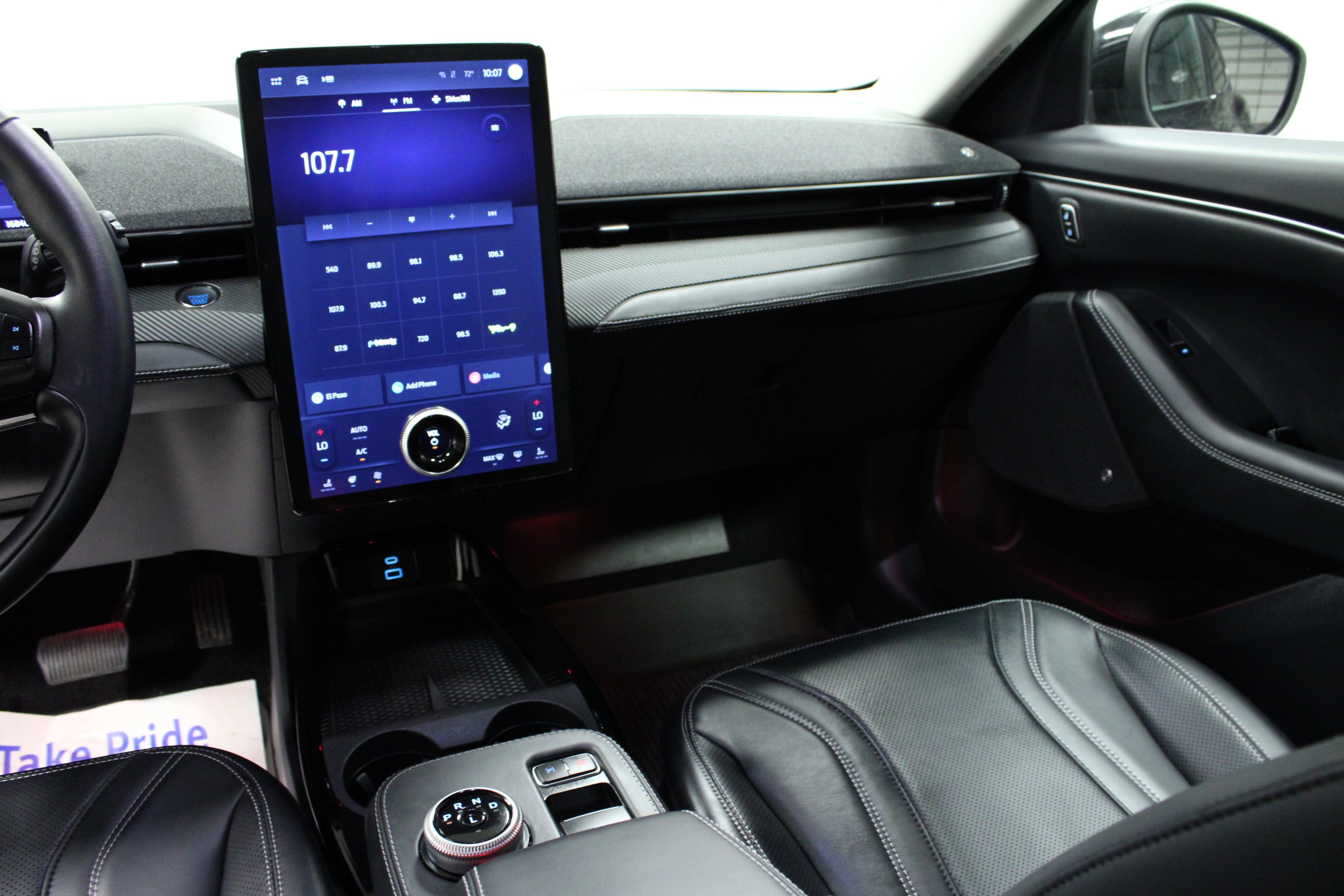 Used 2024 Ford Mustang Mach-E Premium image 19