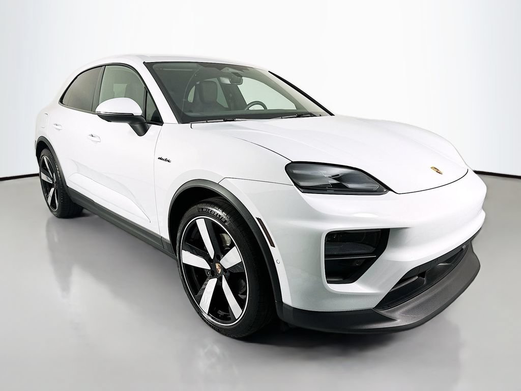 Certified 2025 Porsche Macan Electric RWD image 7