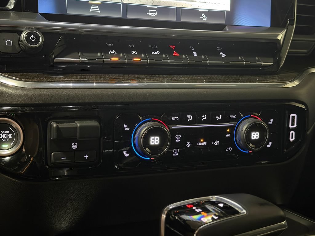 Used 2024 Chevrolet Silverado 1500 LT Trail Boss w/ Convenience Package II AWD/4WD image 18