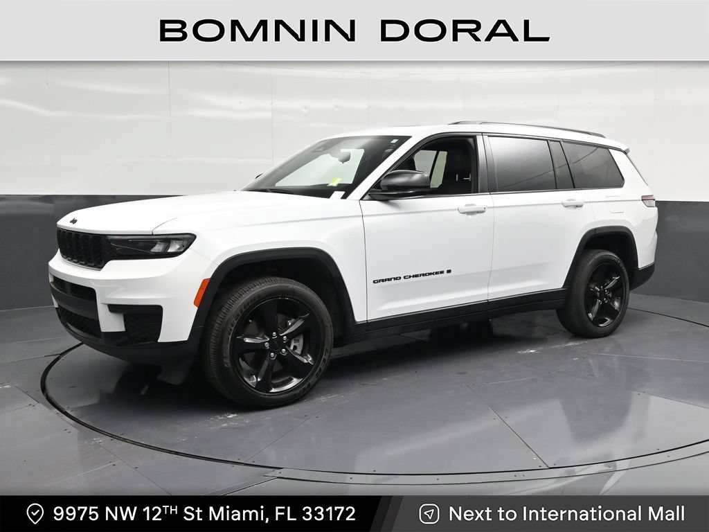 Used 2023 Jeep Grand Cherokee L Laredo RWD image 1