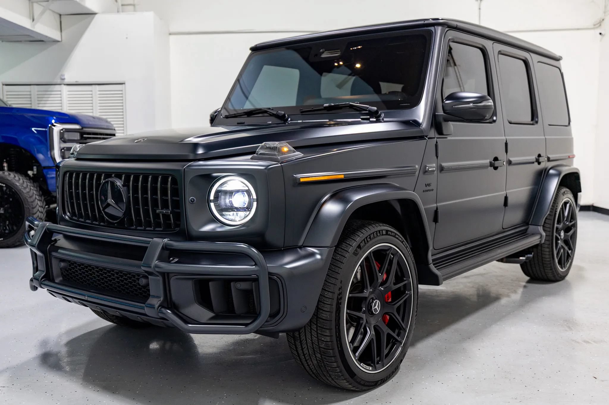 Used 2025 Mercedes-Benz G 63 AMG 4MATIC image 2