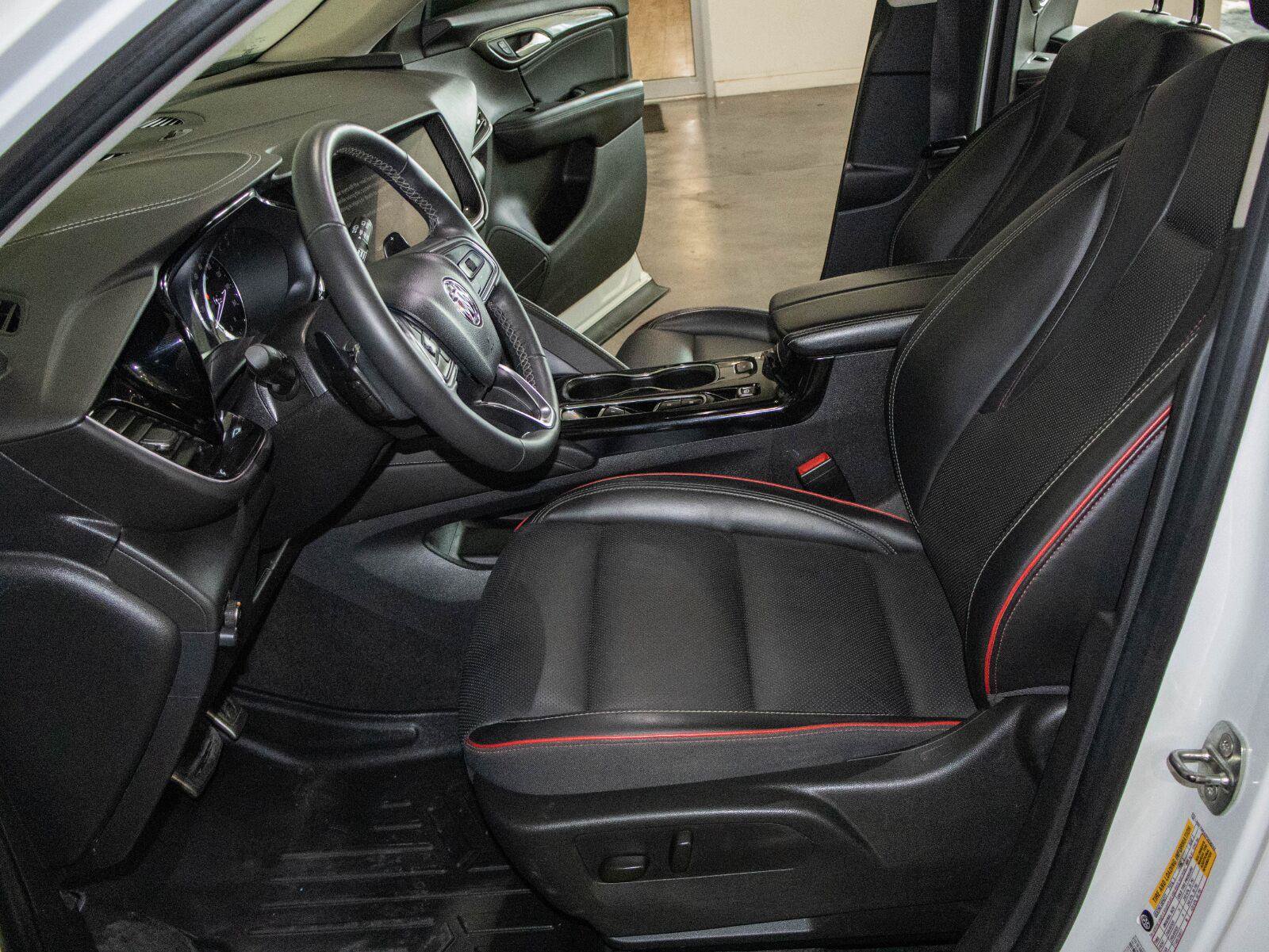 Used 2023 Buick Envision Essence w/ Sport Touring Package FWD image 7