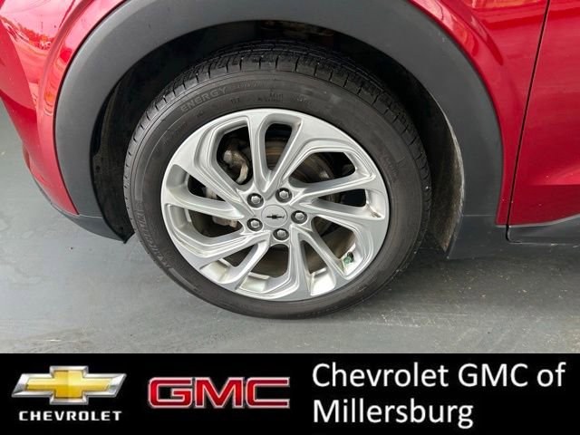 Used 2022 Chevrolet Bolt EUV LT w/ Comfort Package FWD image 8