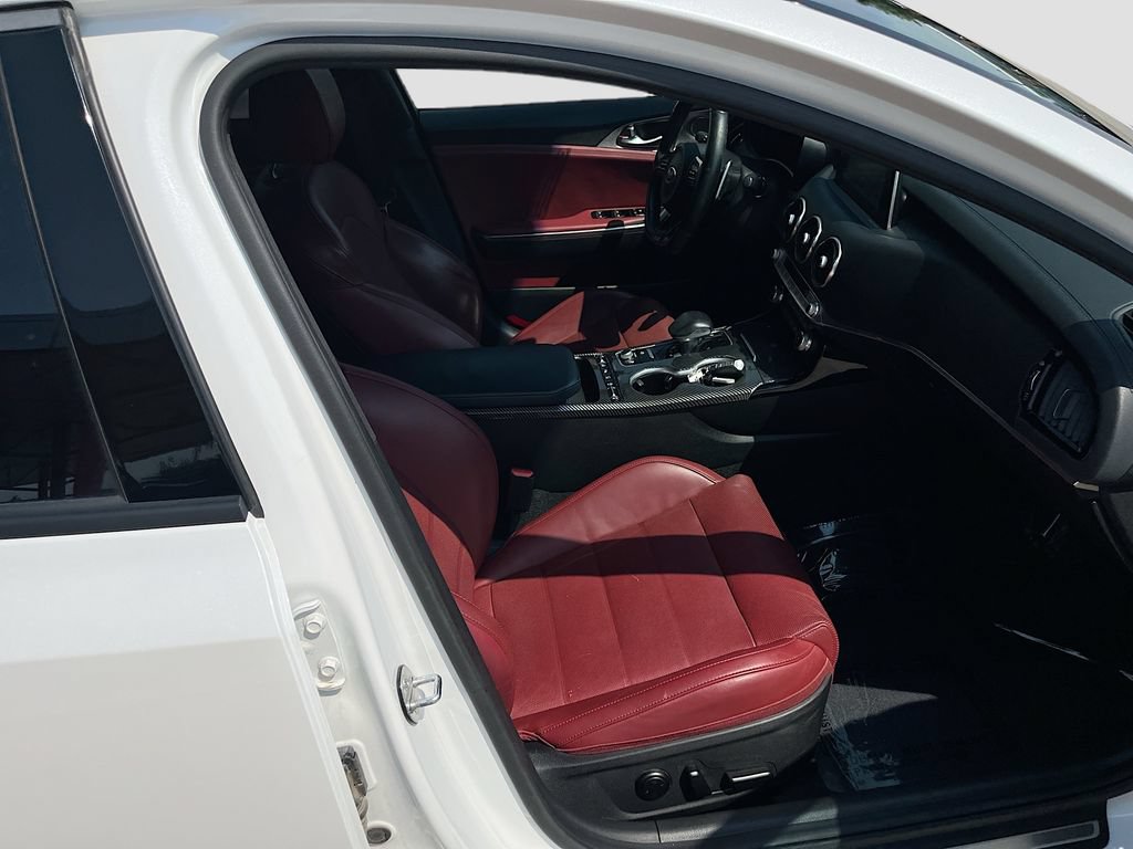 Used 2020 Kia Stinger GT2 AWD/4WD image 30