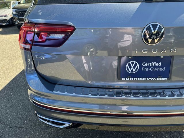 Used 2022 Volkswagen Tiguan SEL R-Line AWD/4WD image 40