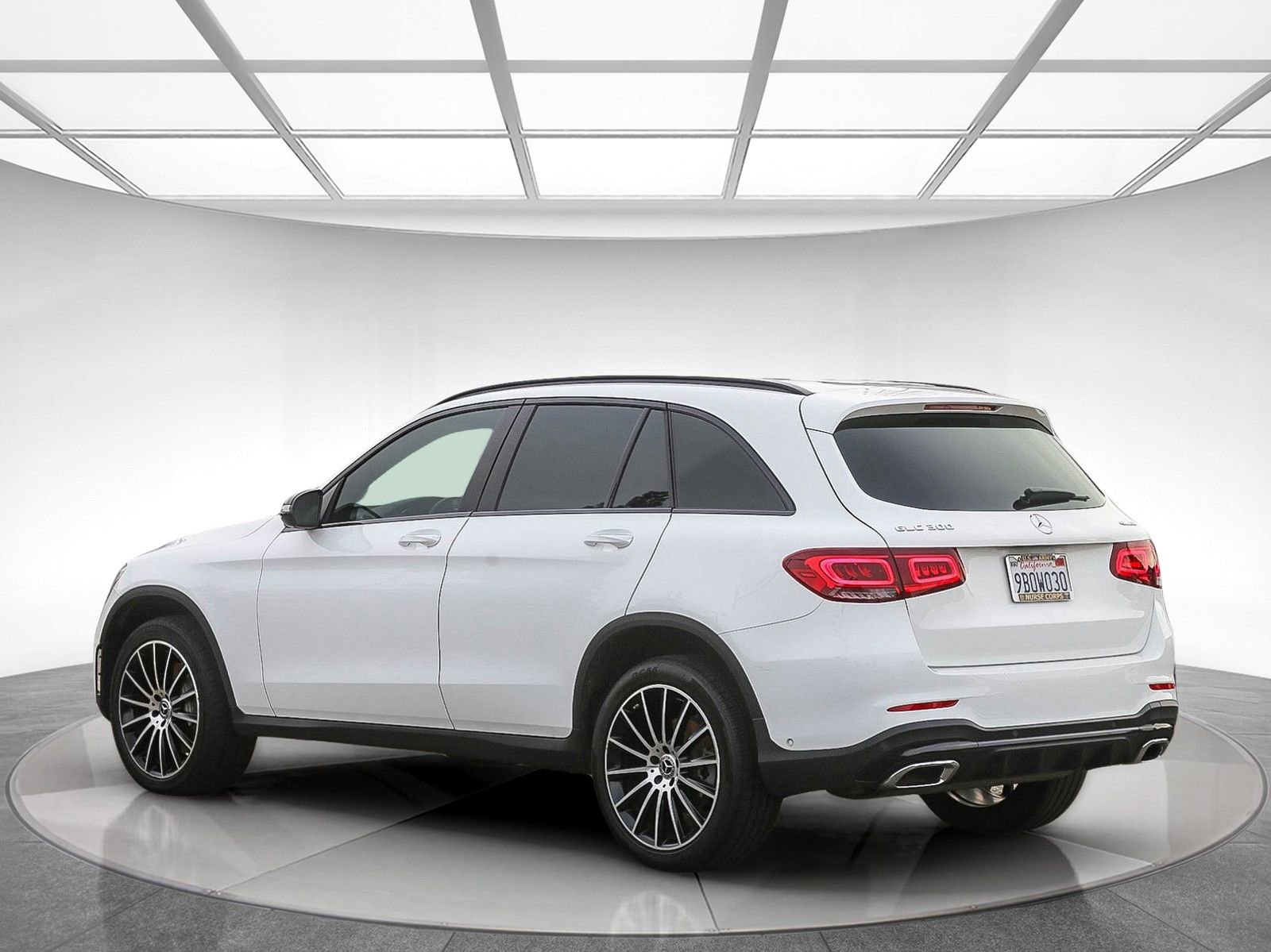 Used 2022 Mercedes-Benz GLC 300 4MATIC image 2