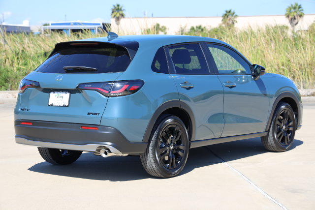New 2027 Honda HR-V Sport image 8